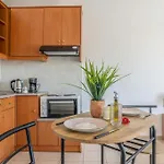 Urban Apt Next University 10